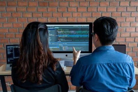 微信开发公司：开发微信公众号用什么软件