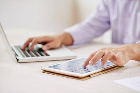 微信开发公司：微信公众号页面用什么开发